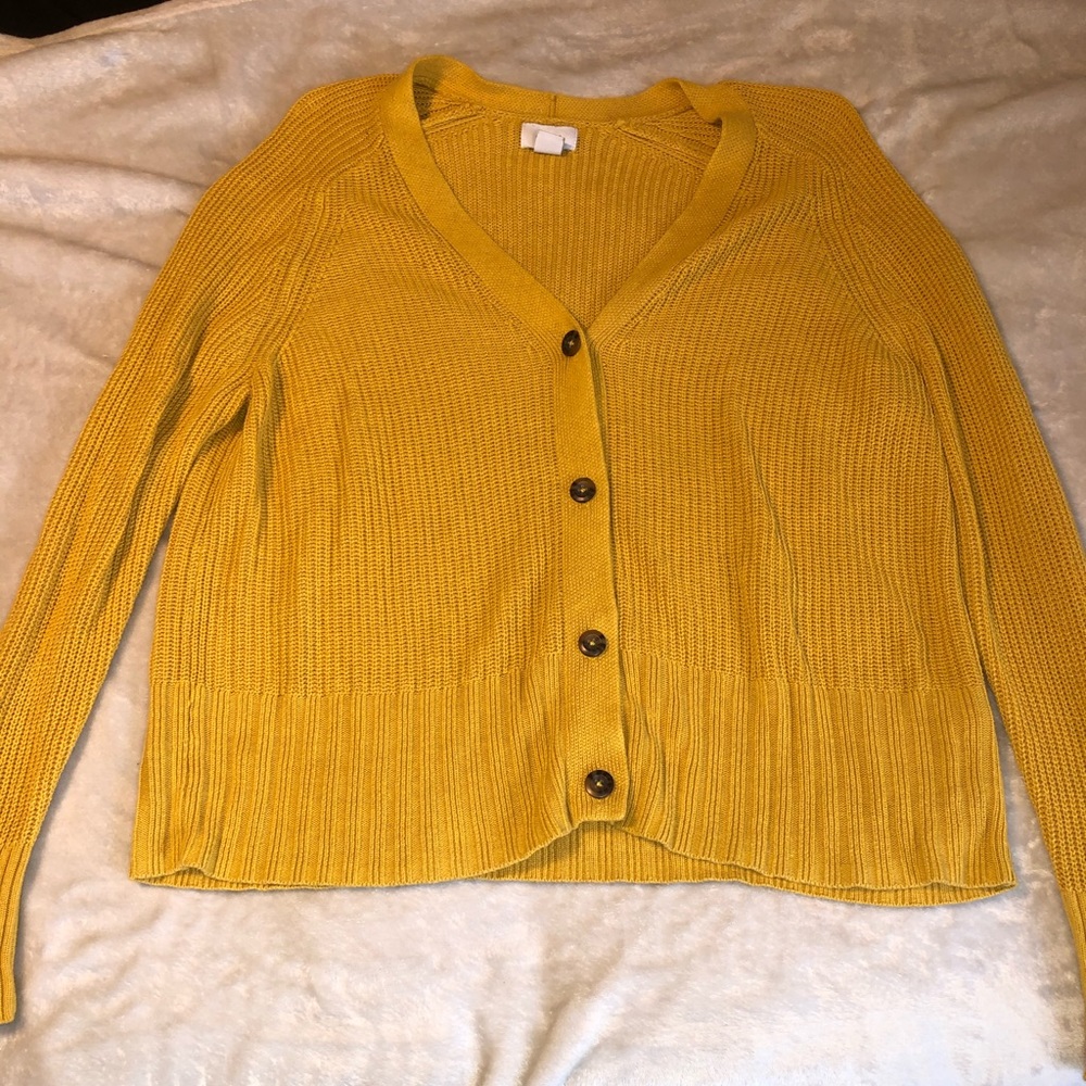 Old navy sweater